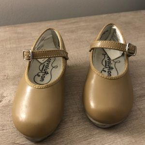 Revolution Dancewear Tap Shoes size 9C (must buy two sizes larger than normal)